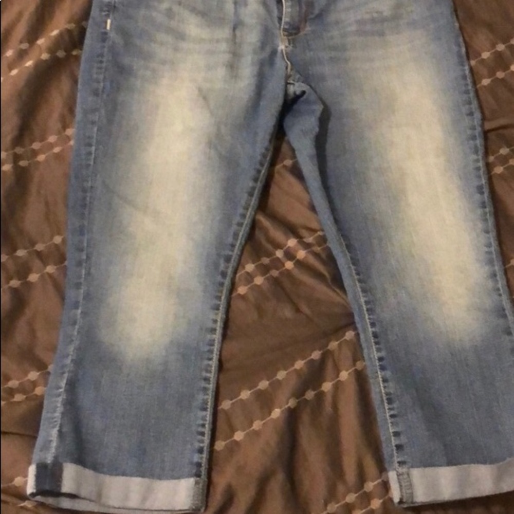 Jean capris
